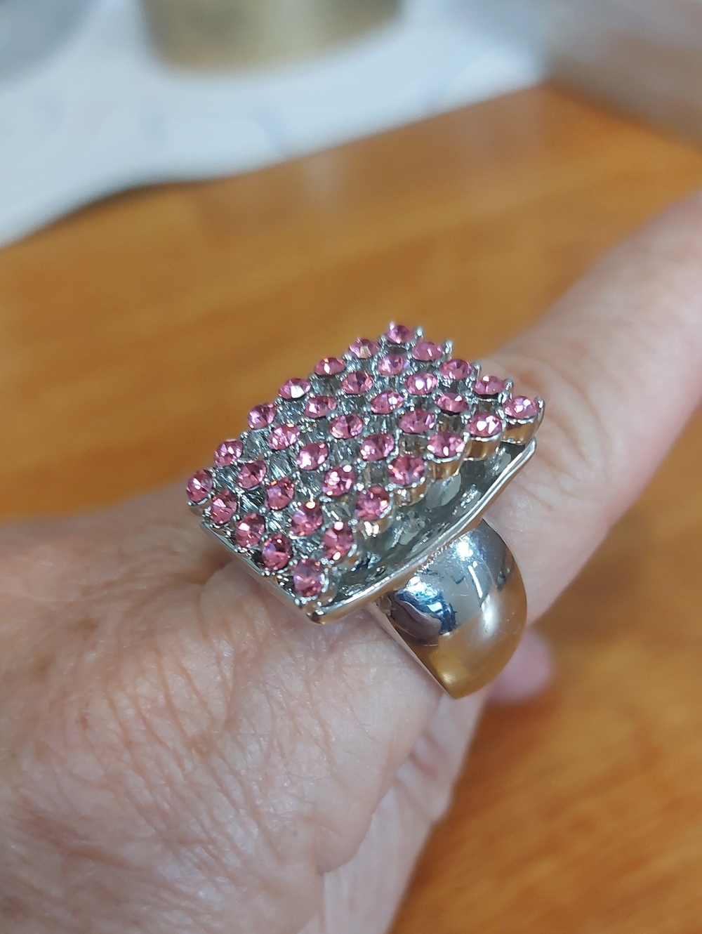🩵2/$15 Pink Crystal Sparkling Statement Ring Size 6